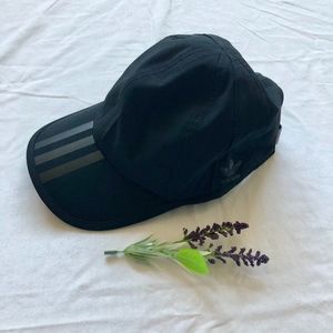 Black Adidas Baseball Hat (NEVER WORN)
